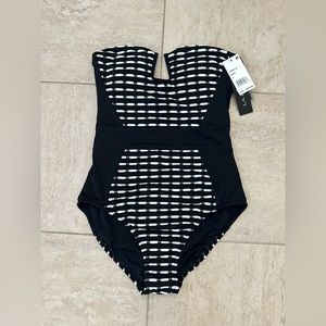 La Blanca One Piece Swim Suit Tummy Control